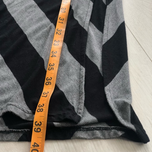 $14 or 3 for $26 Banana Republic Skirt - Picture 6 of 6